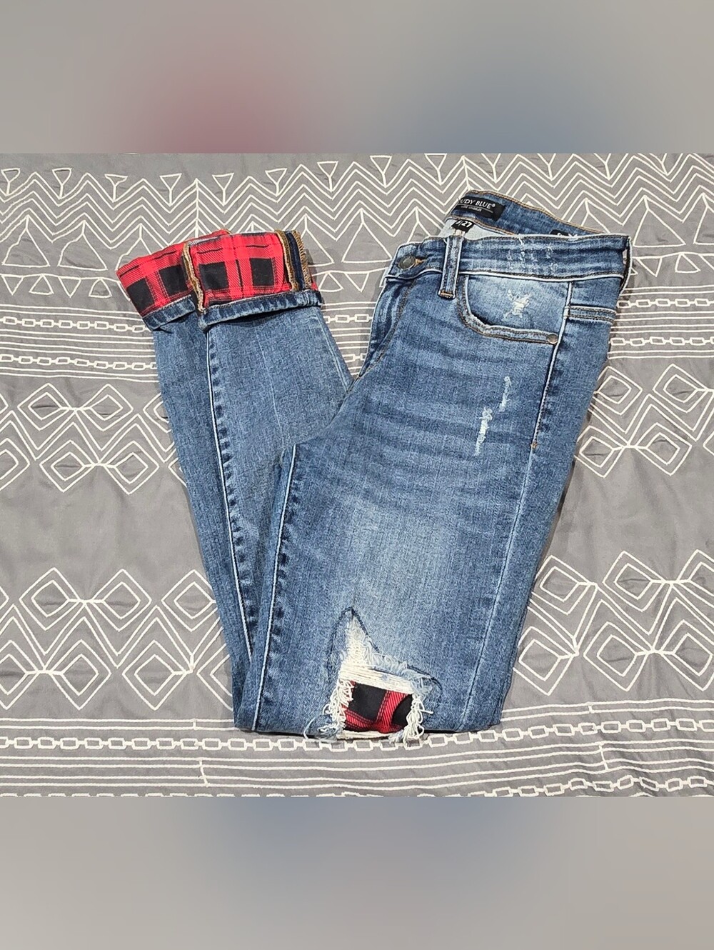 Judy Blue Midrise Distressed Buffalo Plaid Patch Skinny Jeans Size 5/27
